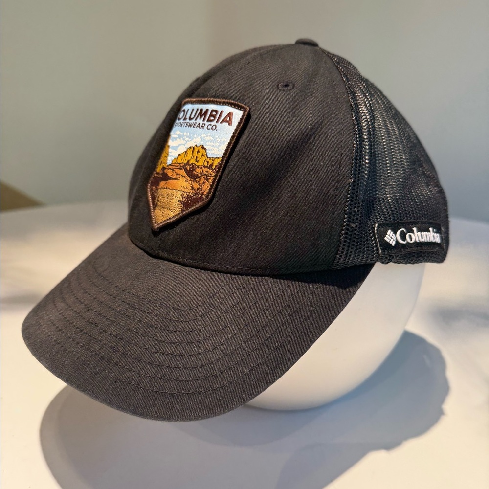 Columbia Hat Cap Snapback Adult One Size Black Mesh Back Ballcap Trucker Mens